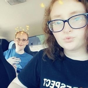 Meet your Posher, Sheena